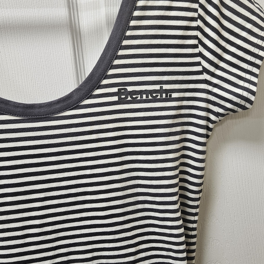 Bench Drawstring Top , Size L - Picture 3 of 6